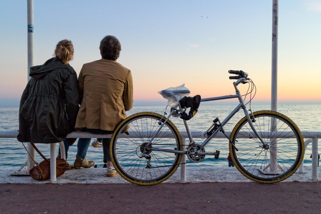 自転車　カップル